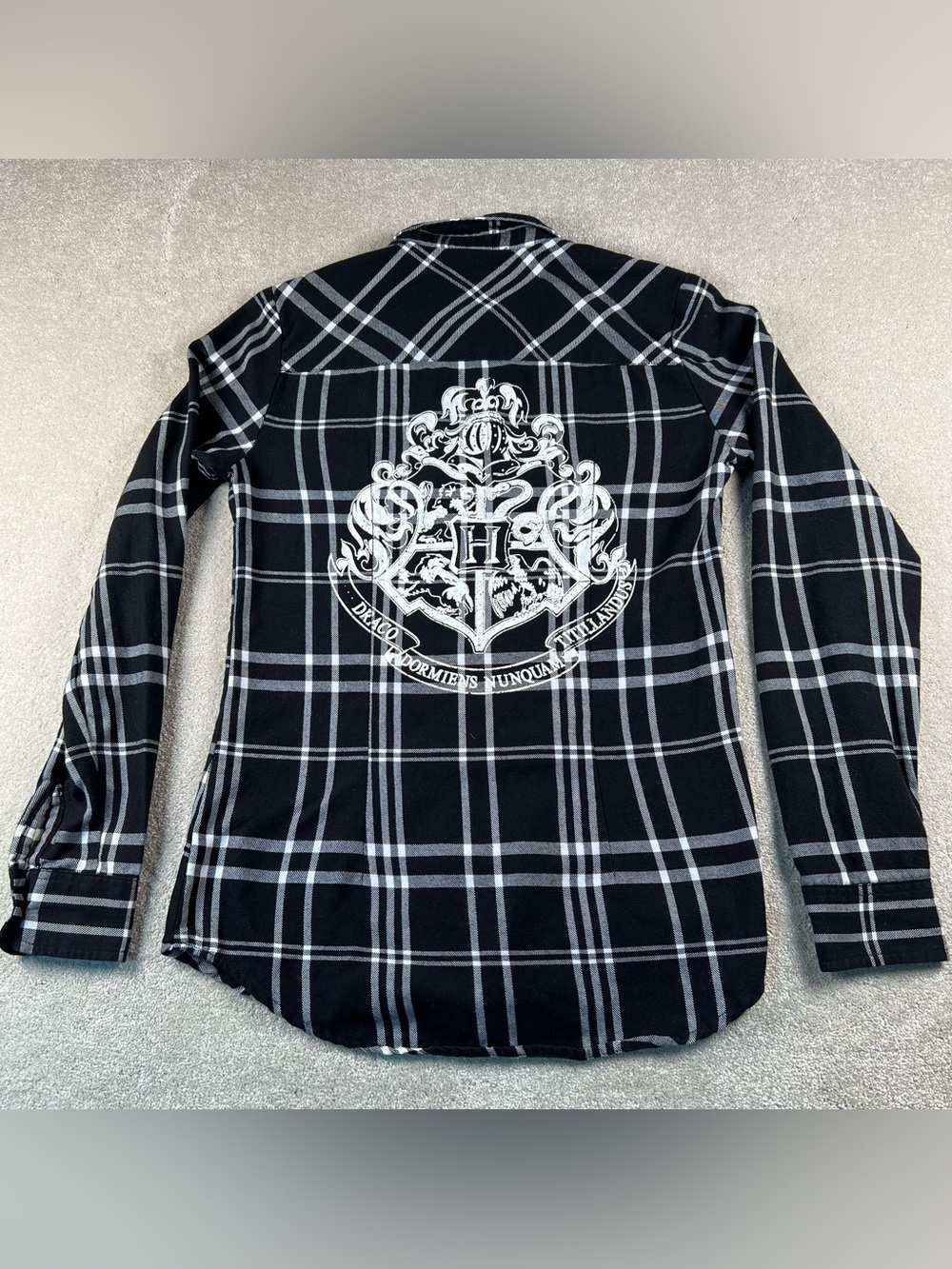 Harry Potter Shirt Button Up Black Plaid Graphic Back Hogwarts Casual Women's XS